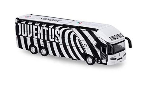 Juventus fc nagy masszív szurkolói  busz Zebra's