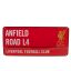 Liverpool FC piros színű utcatábla